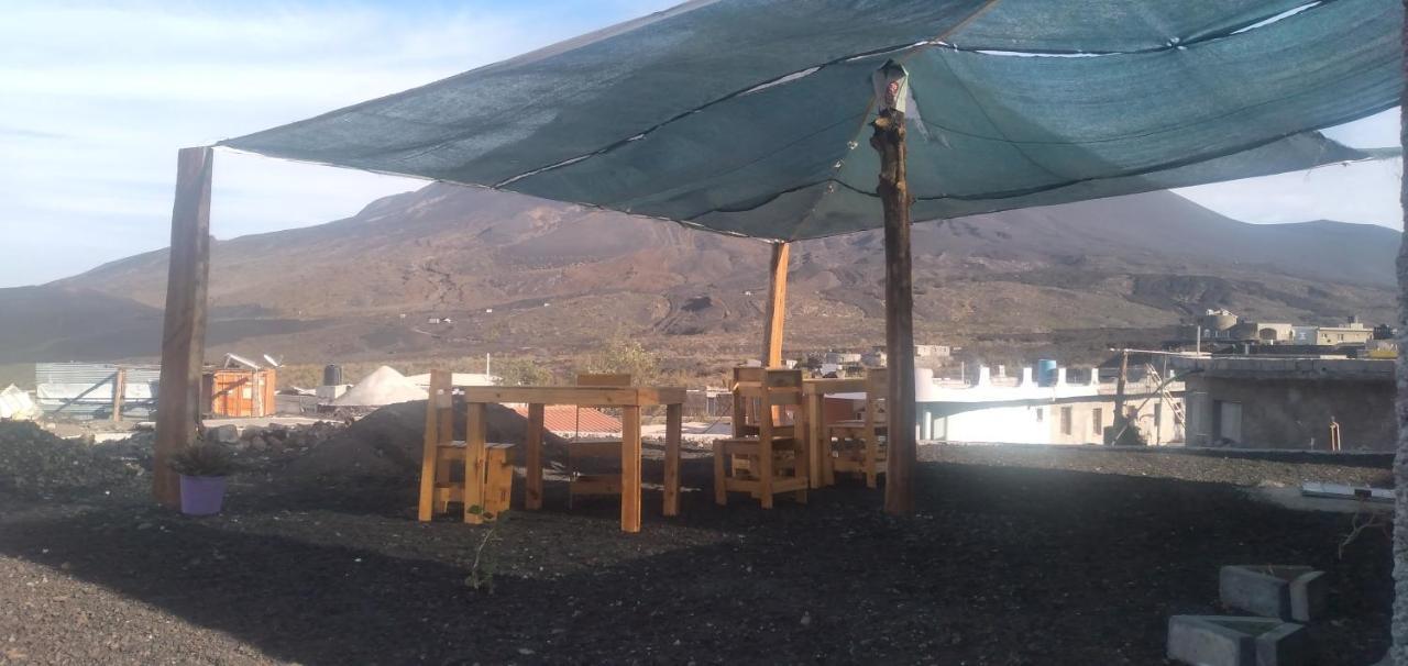 Ciza E Rose Bed & Breakfast Portela Dış mekan fotoğraf